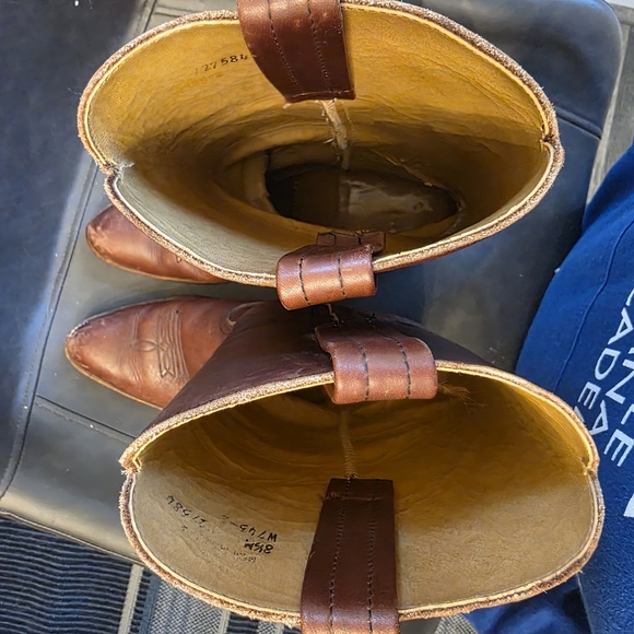 Brown Leather Cowboy Boots - Picture 13 of 13